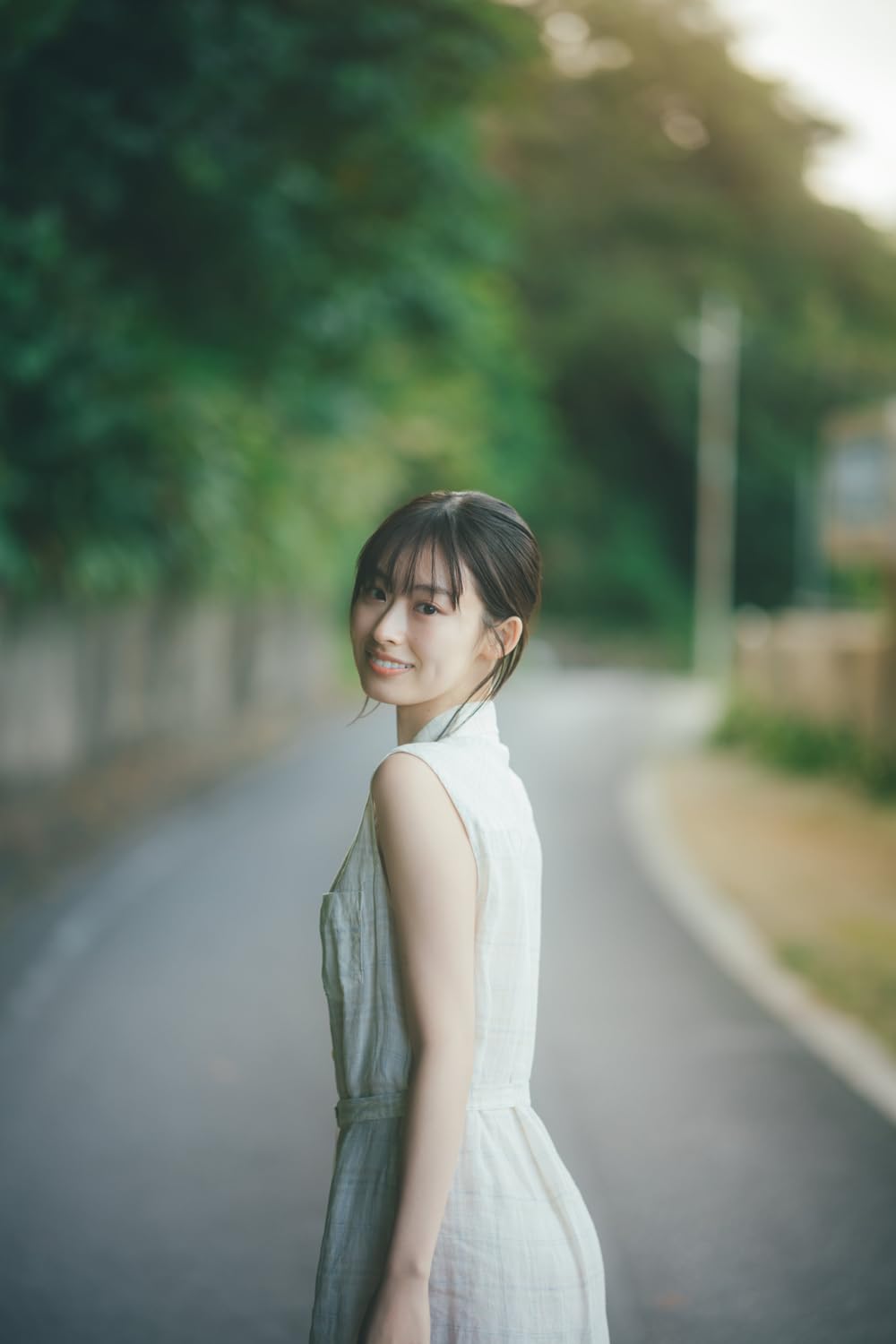 井本彩花 2nd寫真集《BEST,》附DVD限定封面版