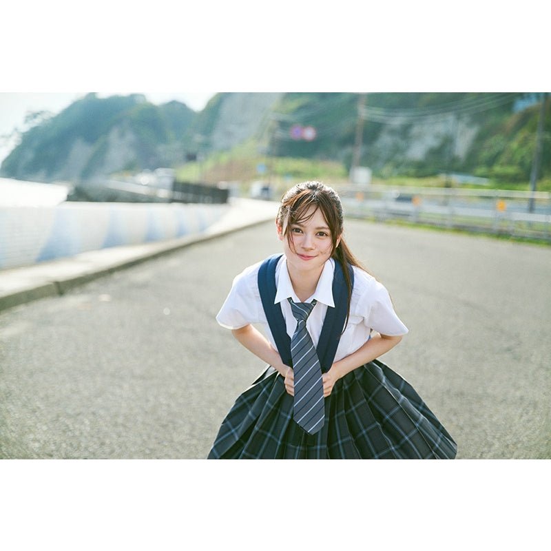 AKB48 伊藤百花 1st PHOTOBOOK《百花ずかん。》附HMV限定特典 生寫真 一張 (隨機)