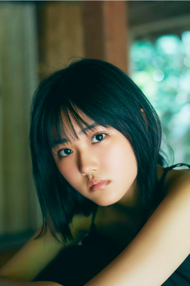 原菜乃華 1st 寫真集 《はなのいろ》