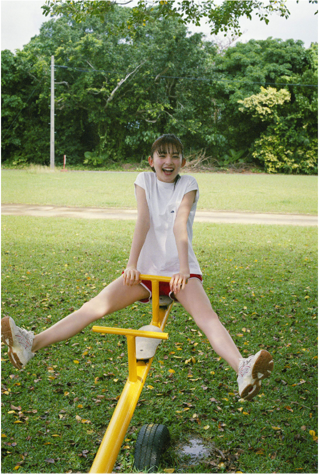 久間田琳加 首本 寫真集 「りんくまちっく」攝影:川島小鳥