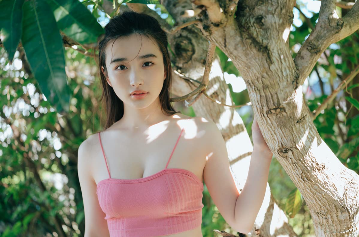 安倍乙 首本寫真集 《吐息之溫度》 (劇団4ドル50セント)