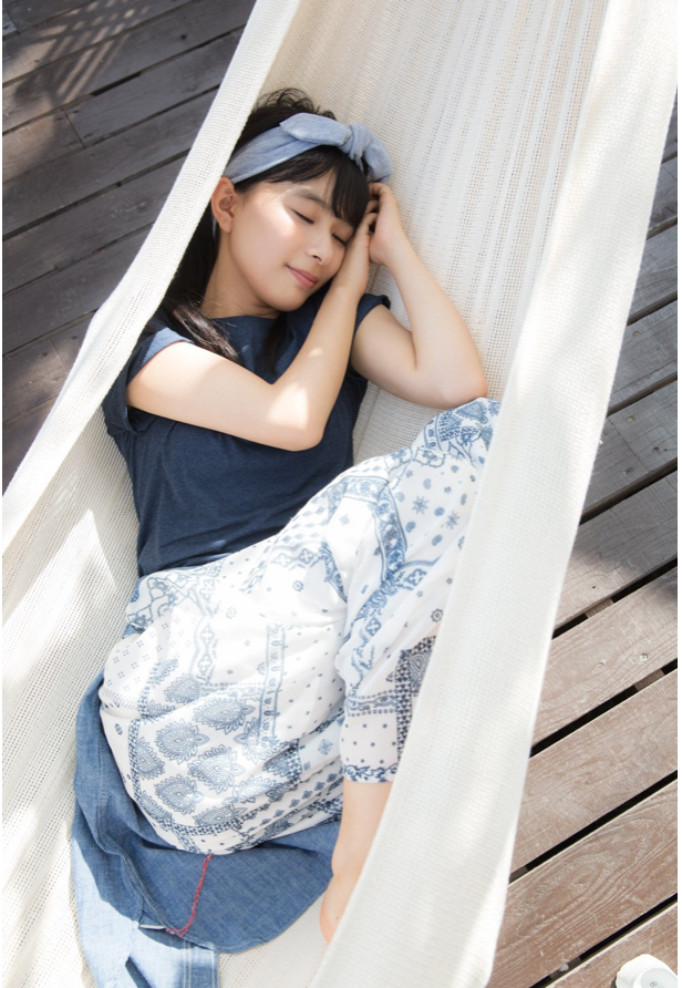 芳根京子 1st 写真集 ネコソガレ Kyoko Hoane First Photo Collection "Cat Sogare"