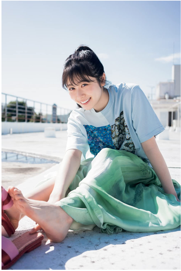 日向坂46 丹生明里 B.L.T. 2022 年 6月號 寫真雜誌 香港網購