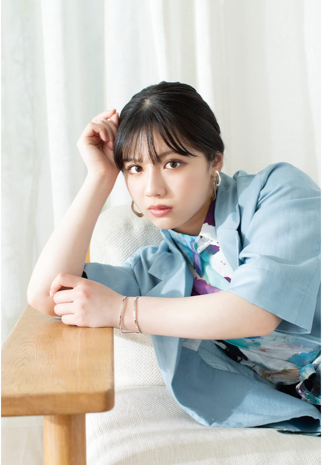 日向坂46・渡邉美穂卒業記念書籍『私が私であるために』【特製ポストカード3枚付き】