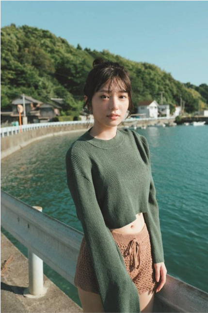 長月翠 第二本 寫真集 「翡翠 - Hisui」