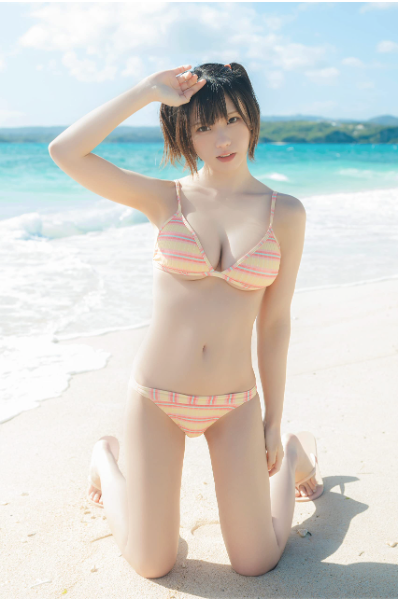 Enako (えなこ) Calendar Book 2023.4 - 2024.3