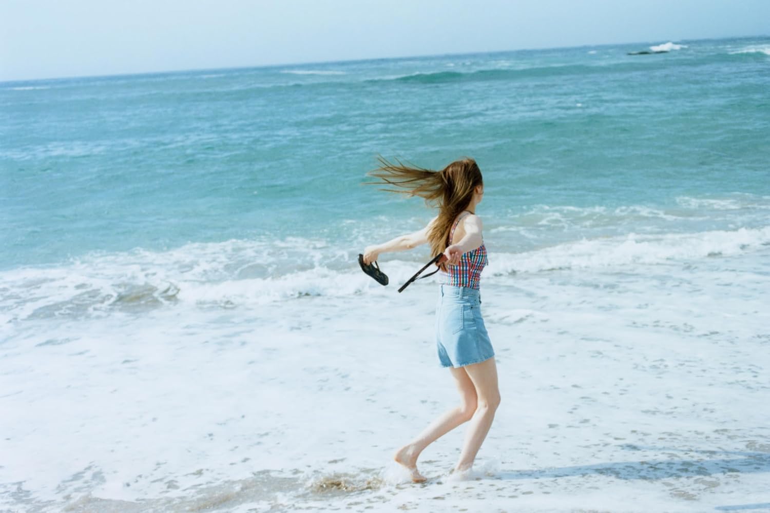 紺野彩夏 1st 寫真集《透》