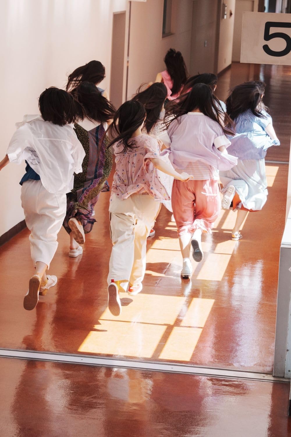 B.L.T.2025年 11月号 表紙：櫻坂46 四期生(附 櫻坂46 四期生 Clear File)