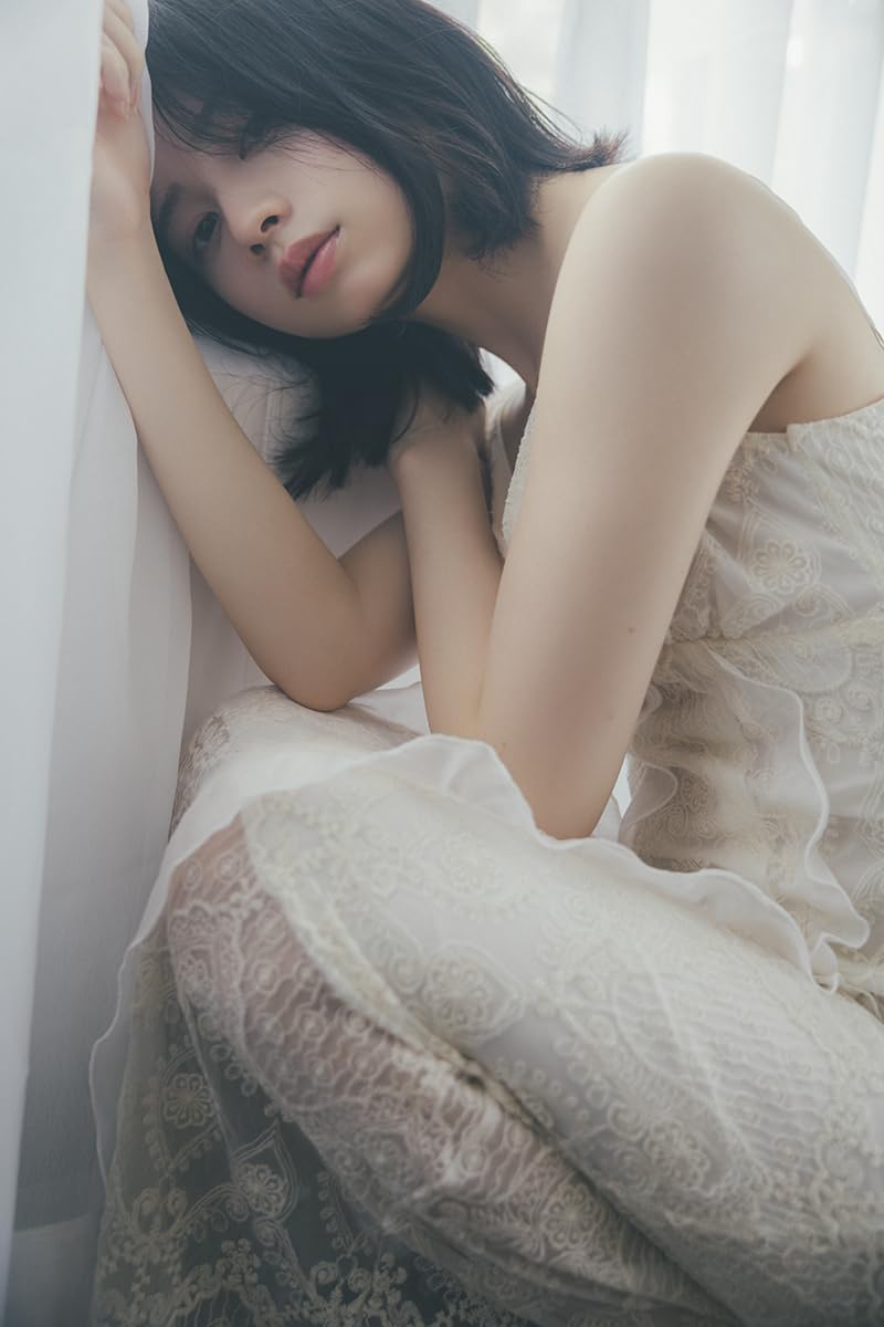 櫻田日和 桜田ひより 寫真集《my blue》